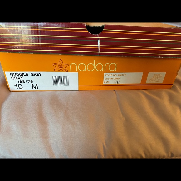 Shoes - Picture 4 of 4